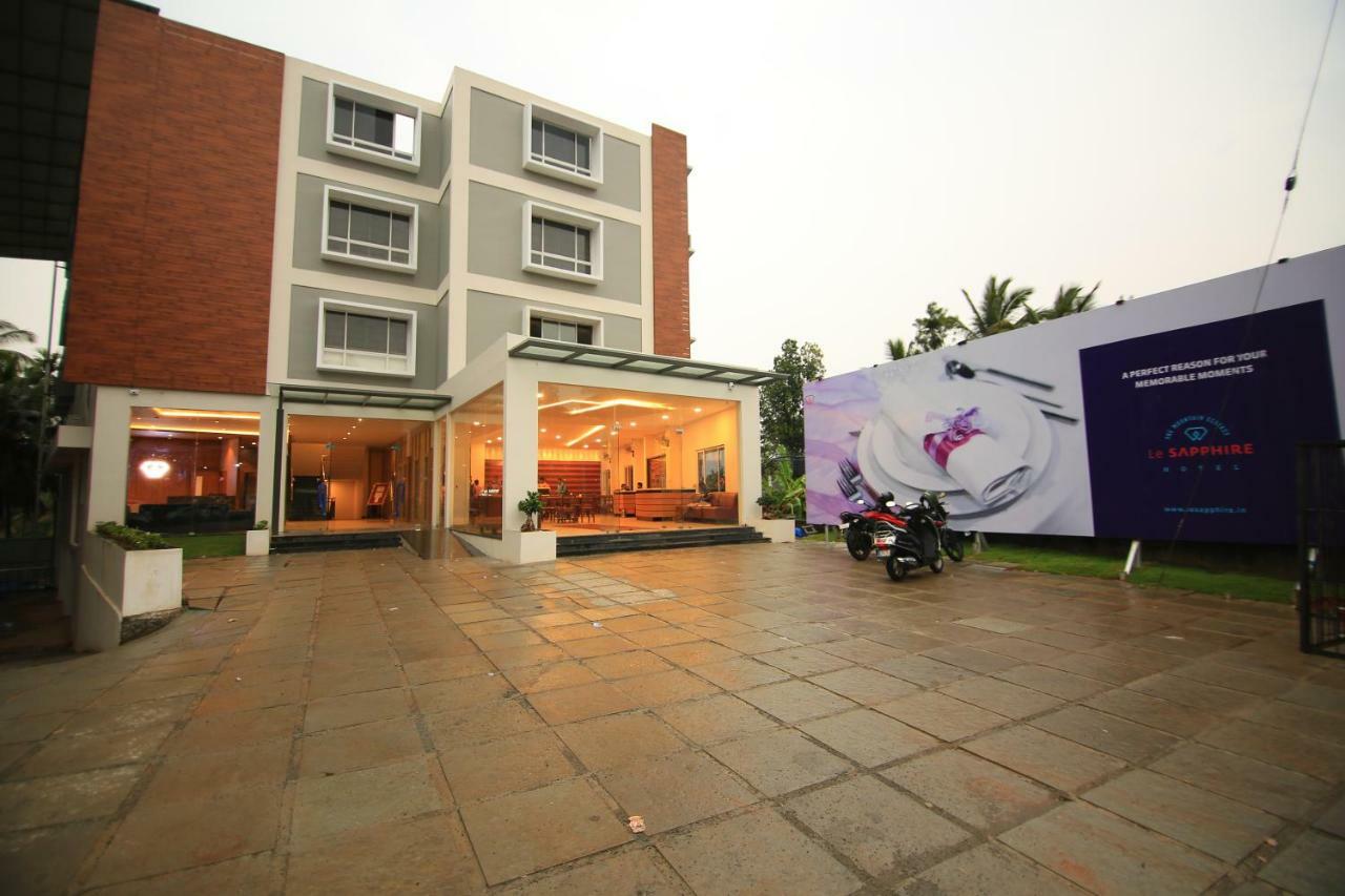Hotel Le Sapphire Sultan Bathery Exterior foto